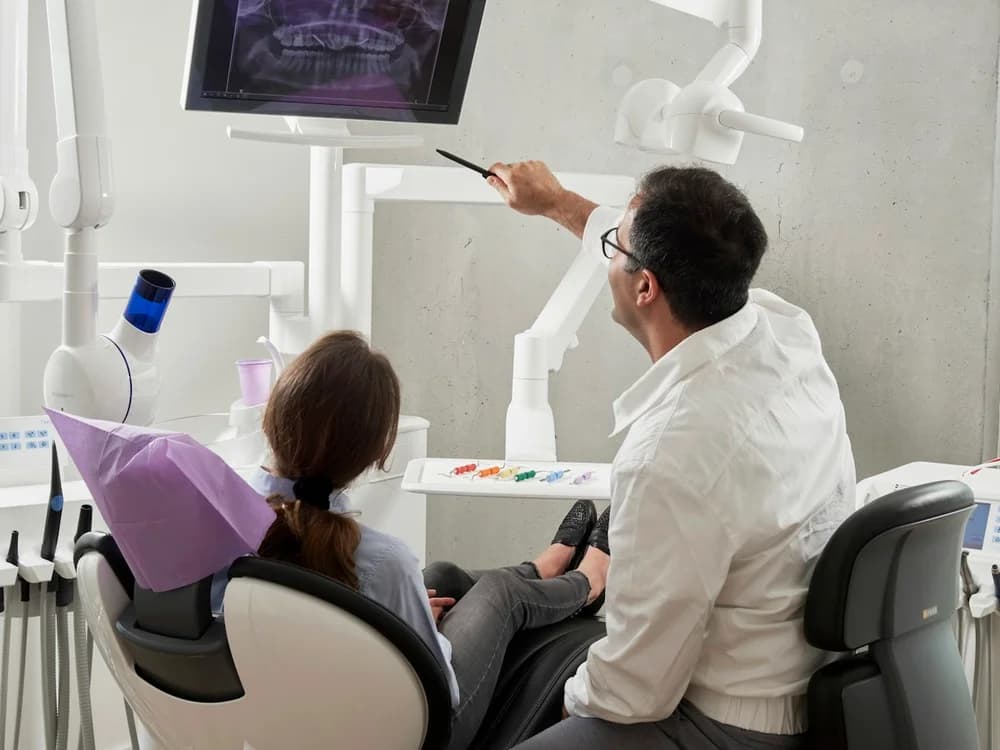 Atención odontológica en Paraná 851, Recoleta